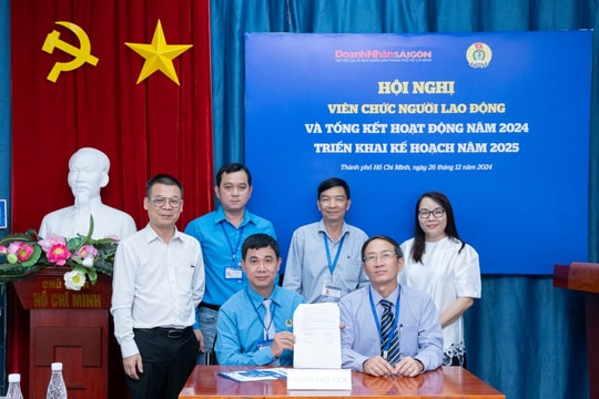 Tạp chí Doanh Nhân Sài Gòn tổ chức thành công Hội nghị viên chức người lao động năm 2024 Tạp chí Doanh Nhân Sài Gòn tổ chức thành công Hội nghị viên chức người lao động năm 2024
