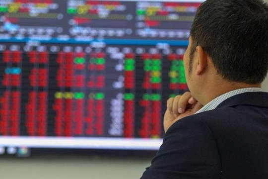 Chứng khoán Việt Nam thăng trầm sau 3 năm lập đỉnh 1.528 điểm