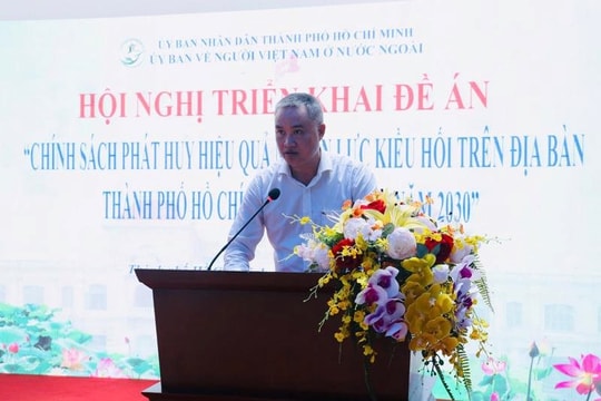 Kiều hối đổ về TP.HCM năm 2024 đạt kỷ lục 9,6 tỷ USD Kiều hối đổ về TP.HCM năm 2024 đạt kỷ lục 9,6 tỷ USD