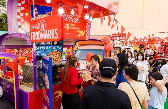 Coca-Cola hỗ trợ 5,4 tỷ đồng cho hơn 6.500 hộ dân ăn Tết Coca-Cola hỗ trợ 5,4 tỷ đồng cho hơn 6.500 hộ dân ăn Tết