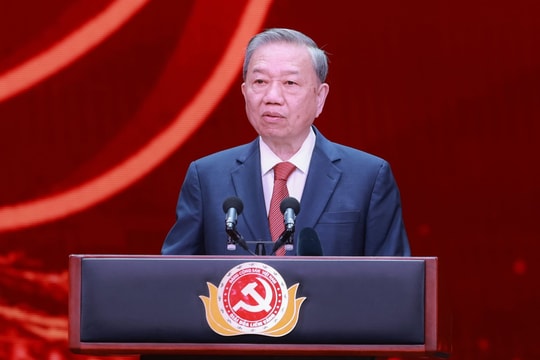 Tổng Bí thư Tô Lâm: Báo chí phải vươn mình cùng dân tộc Tổng Bí thư Tô Lâm: Báo chí phải vươn mình cùng dân tộc