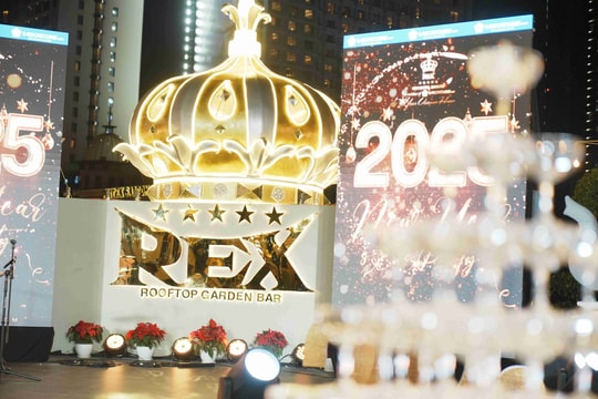 Đón giao thừa Xuân Ất tỵ đậm vị Tết việt tại Rex Sài Gòn Đón giao thừa Xuân Ất tỵ đậm vị Tết việt tại Rex Sài Gòn