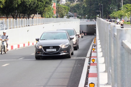 Thông xe đường nối đến sân bay Tân Sơn Nhất