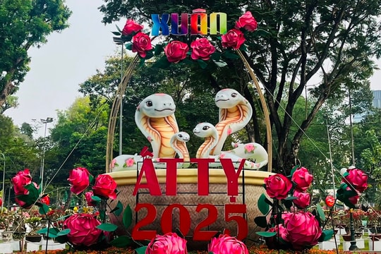 Khai mạc Hội Hoa Xuân TP.HCM lần thứ 45 - Tết Ất Tỵ 2025