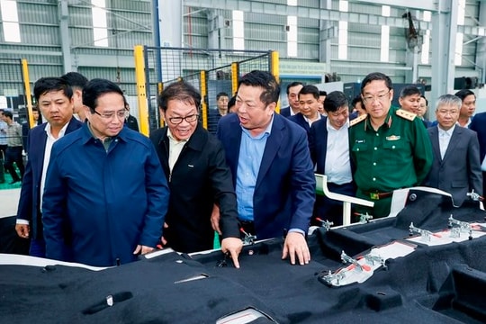 Thủ tướng đề nghị Thaco sản xuất tàu đường sắt tốc độ cao Thủ tướng đề nghị Thaco sản xuất tàu đường sắt tốc độ cao