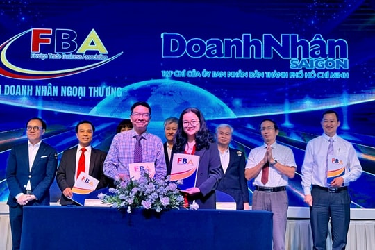 Tạp chí Doanh Nhân Sài Gòn và Hội Doanh nhân Ngoại Thương ký kết biên bản ghi nhớ hợp tác Tạp chí Doanh Nhân Sài Gòn và Hội Doanh nhân Ngoại Thương ký kết biên bản ghi nhớ hợp tác