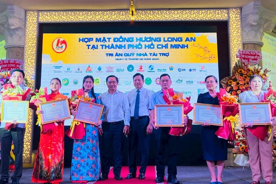 Hội đồng hương Long An tại TP.HCM tổ chức họp mặt Hội đồng hương Long An tại TP.HCM tổ chức họp mặt