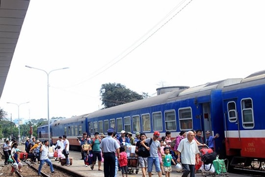 Giảm đến 15% giá vé tàu khách tuyến Bắc - Nam từ 17/2