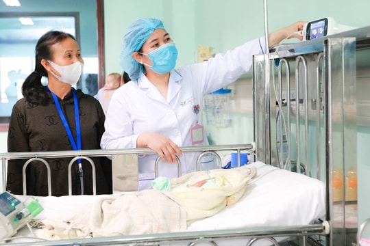 Bộ Chính trị yêu cầu không xử lý kỷ luật đảng viên sinh con thứ ba trở lên Bộ Chính trị yêu cầu không xử lý kỷ luật đảng viên sinh con thứ ba trở lên