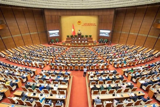 Quốc hội thông qua mục tiêu tăng trưởng 8% trở lên cho năm 2025 Quốc hội thông qua mục tiêu tăng trưởng 8% trở lên cho năm 2025