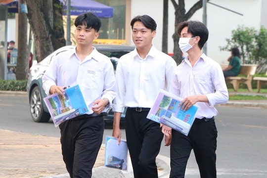 Hơn 130.000 thí sinh đăng ký thi đánh giá năng lực