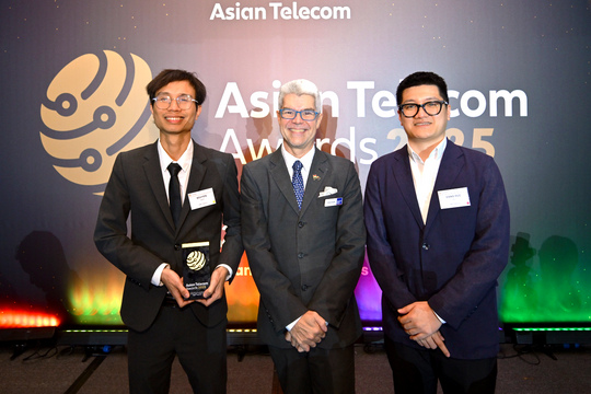 CMC Telecom đồng hành cùng doanh nghiệp trong hành trình chuyển đổi số an toàn CMC Telecom đồng hành cùng doanh nghiệp trong hành trình chuyển đổi số an toàn