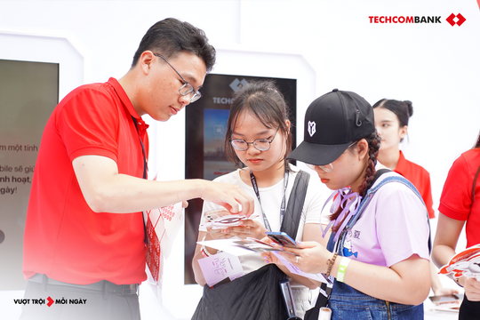 Tiên phong dẫn dắt sinh lời tự động, Techcombank đã hút hơn 2,6 triệu khách hàng