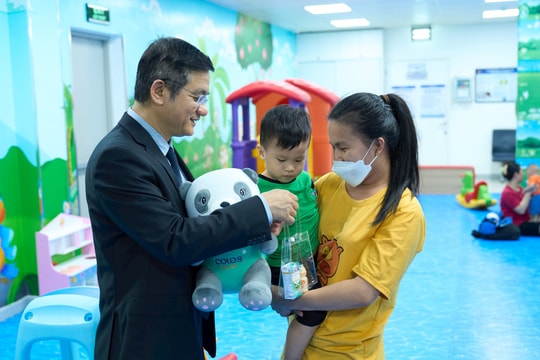 Vinamilk đồng hành cùng ngành y tế chăm sóc sức khoẻ cộng đồng