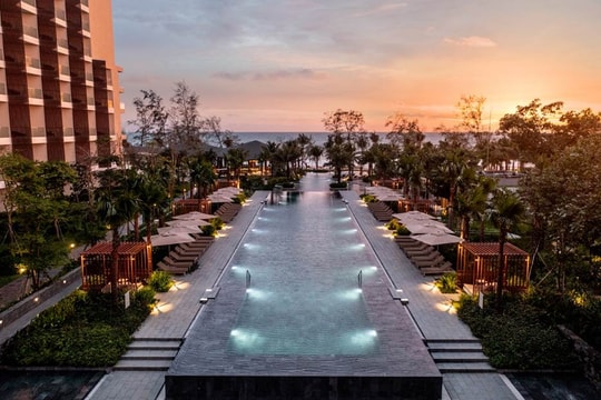 Crowne Plaza By IHG công bố báo cáo mới về xu hướng Blended Travel và chiến lược đổi mới