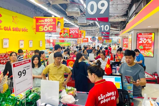 Thủ tướng yêu cầu nghiên cứu mở rộng đối tượng giảm thuế VAT