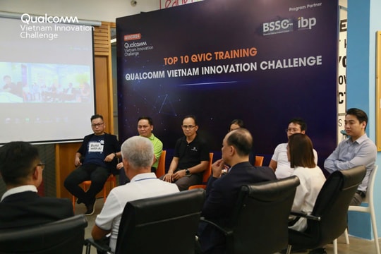 10 đội vào Chung kết Thử thách đổi mới sáng tạo Qualcomm Việt Nam 2025 10 đội vào Chung kết Thử thách đổi mới sáng tạo Qualcomm Việt Nam 2025