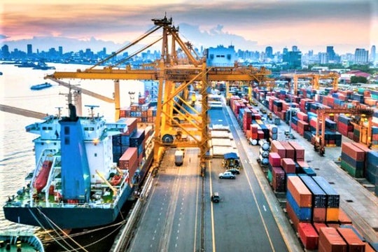 Kim ngạch thương mại Việt Nam - Singapore tăng trưởng hơn 27%