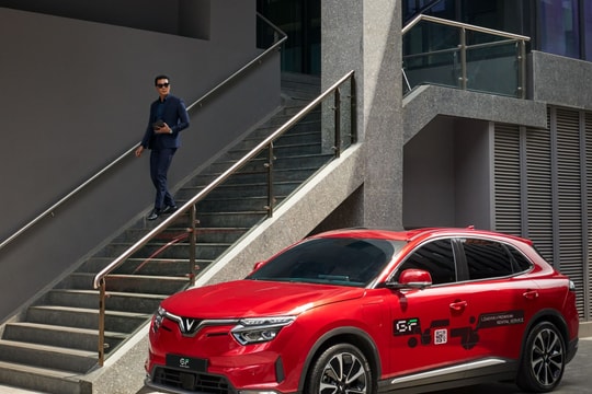 Nhẹ gánh tài chính khi sở hữu ô tô nhờ thuê xe điện dài hạn từ Green Future Nhẹ gánh tài chính khi sở hữu ô tô nhờ thuê xe điện dài hạn từ Green Future