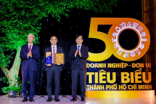 Vietravel - 30 năm vươn cao cùng thương hiệu Việt Vietravel - 30 năm vươn cao cùng thương hiệu Việt