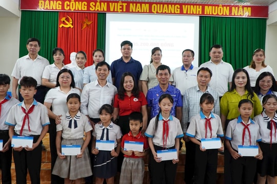 Từ trái tim đến trái tim: Gửi yêu thương về miền núi phía Bắc Từ trái tim đến trái tim: Gửi yêu thương về miền núi phía Bắc