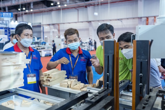 Kịch bản nào sau 90 ngày Mỹ hoãn áp thuế đối ứng? Kịch bản nào sau 90 ngày Mỹ hoãn áp thuế đối ứng?