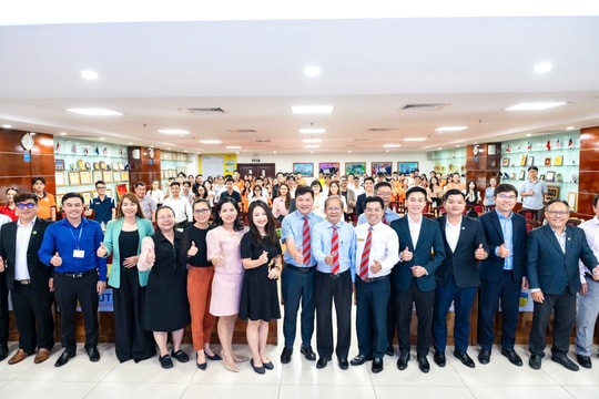 Nữ sinh Đại học Công Nghệ TP.HCM đăng quang cuộc thi “Đỉnh cao chứng trường 2025” Nữ sinh Đại học Công Nghệ TP.HCM đăng quang cuộc thi “Đỉnh cao chứng trường 2025”