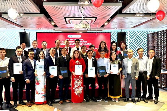 CLB Doanh nhân Sài Gòn kiện toàn nhân sự, sẵn sàng bứt phá trong giai đoạn mới CLB Doanh nhân Sài Gòn kiện toàn nhân sự, sẵn sàng bứt phá trong giai đoạn mới