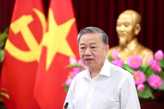 Tổng Bí thư Tô Lâm: Nước Việt Nam là một, dân tộc Việt Nam là một Tổng Bí thư Tô Lâm: Nước Việt Nam là một, dân tộc Việt Nam là một