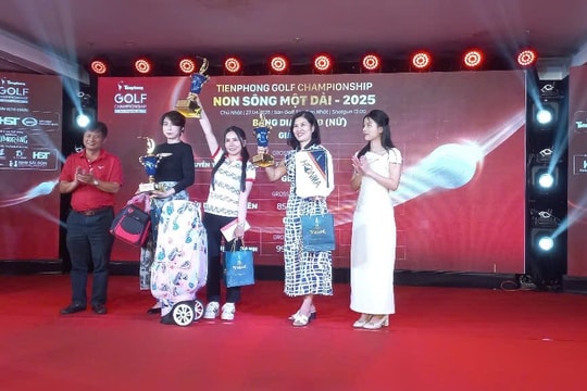 Hơn 200 golfer tranh tài tại Giải Tiền Phong Golf Championship "Non sông một dải" lần thứ nhất Hơn 200 golfer tranh tài tại Giải Tiền Phong Golf Championship "Non sông một dải" lần thứ nhất