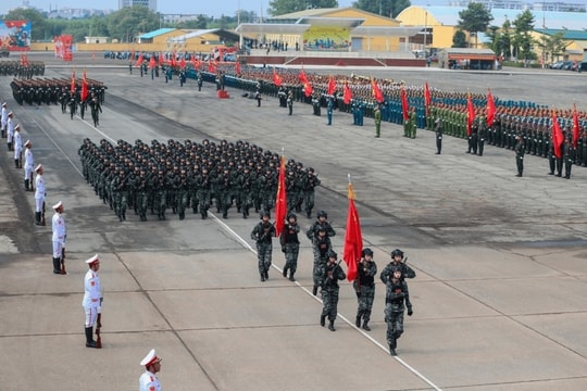 TP.HCM cấm người đi bộ và phương tiện vào 20 tuyến đường trung tâm phục vụ diễu binh 30/4 TP.HCM cấm người đi bộ và phương tiện vào 20 tuyến đường trung tâm phục vụ diễu binh 30/4