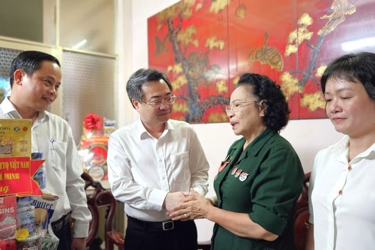 Ông Nguyễn Thanh Nghị tri ân những người làm nên Đại thắng mùa Xuân 1975 Ông Nguyễn Thanh Nghị tri ân những người làm nên Đại thắng mùa Xuân 1975