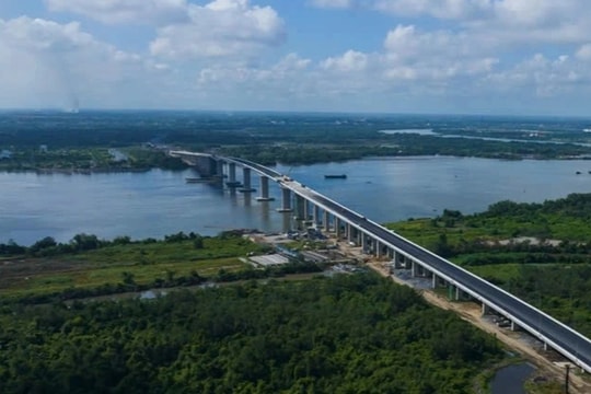 Thông xe kỹ thuật cầu Nhơn Trạch nối TP.HCM - Đồng Nai