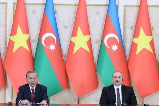 Việt Nam và Azerbaijan thiết lập quan hệ Đối tác chiến lược Việt Nam và Azerbaijan thiết lập quan hệ Đối tác chiến lược
