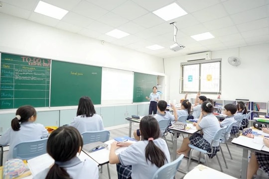 Đề xuất bỏ Bằng tốt nghiệp THCS, bổ sung quy định miễn học phí: Hướng tiếp cận mới trong cải cách giáo dục Đề xuất bỏ Bằng tốt nghiệp THCS, bổ sung quy định miễn học phí: Hướng tiếp cận mới trong cải cách giáo dục