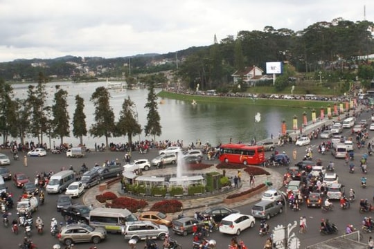 Đà Lạt dự kiến đầu tư hơn 1.800 tỷ đồng xây dựng hai bến xe lớn nhằm giảm ùn tắc giao thông