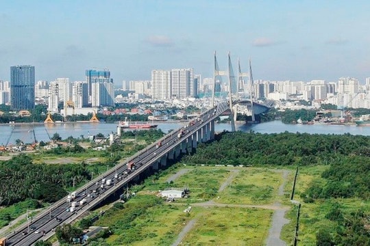 Bản tin trưa 16/5: TP.HCM tổ chức lại giao thông trên cầu Phú Mỹ