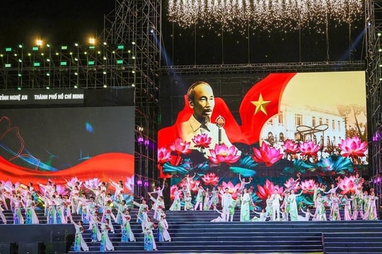 Bản tin sáng 20/5: Lắng đọng chương trình nghệ thuật bế mạc Lễ hội Làng Sen 2025