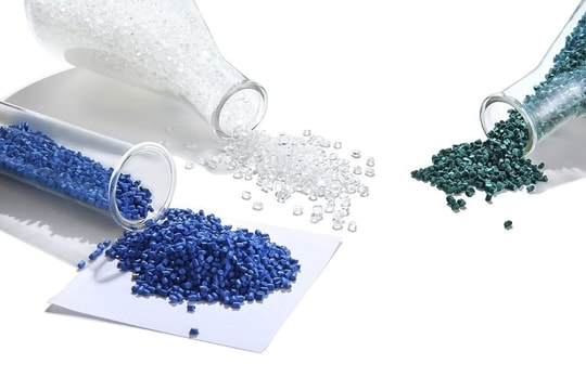 Trung Quốc áp thuế chống nán phá giá nhựa kỹ thuật nhập khẩu từ Mỹ, EU, Nhật Bản và Đài Loan Trung Quốc áp thuế chống nán phá giá nhựa kỹ thuật nhập khẩu từ Mỹ, EU, Nhật Bản và Đài Loan