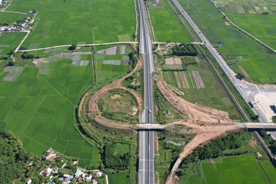 Khởi động trở lại dự án nút giao Trì Bình kết nối khu kinh tế Dung Quất với cao tốc Đà Nẵng - Quảng Ngãi