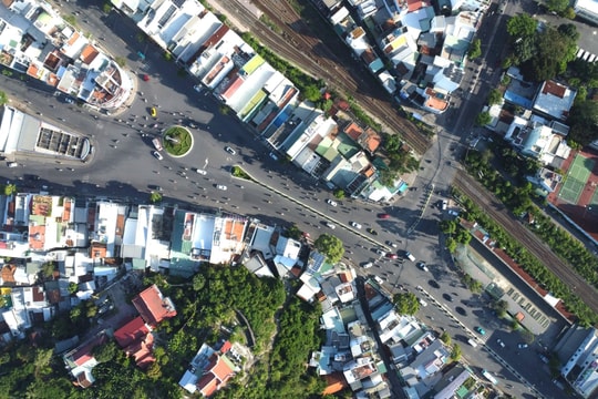 Cảnh báo nguy cơ lãng phí đầu tư tại dự án cầu vượt đường sắt Mã Vòng, TP. Nha Trang