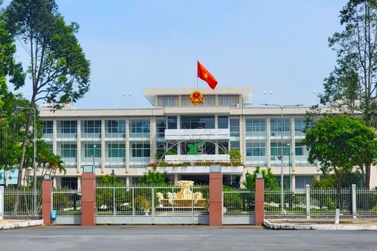 Chủ tịch UBND TP. Cần Thơ làm Tổ trưởng Tổ công tác phòng, chống buôn lậu, gian lận thương mại và hàng giả Chủ tịch UBND TP. Cần Thơ làm Tổ trưởng Tổ công tác phòng, chống buôn lậu, gian lận thương mại và hàng giả
