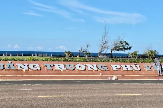 Chính thức đổi tên quảng trường 1 Tháng 4 thành quảng trường Phú Yên