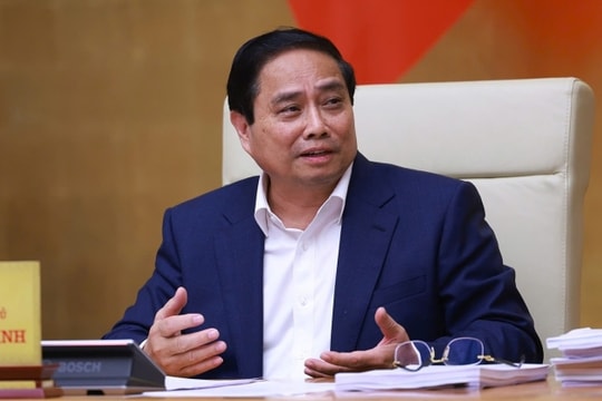 Thủ tướng Phạm Minh Chính: Cần phân cấp mạnh mẽ, tránh tình trạng "ôm việc" dẫn đến sai phạm