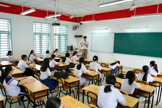 Cần bổ sung 8.200 tỷ đồng ngân sách để triển khai chính sách miễn, hỗ trợ học phí Cần bổ sung 8.200 tỷ đồng ngân sách để triển khai chính sách miễn, hỗ trợ học phí