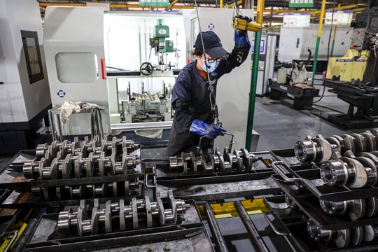 Công nghiệp Trung Quốc phục hồi giữa vòng xoáy thuế quan Công nghiệp Trung Quốc phục hồi giữa vòng xoáy thuế quan