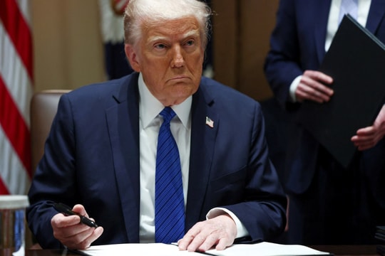 Bản tin chiều 30/5: Đánh thuế nhà đầu tư nước ngoài có thể làm giảm sức hấp dẫn của thị trường Mỹ Bản tin chiều 30/5: Đánh thuế nhà đầu tư nước ngoài có thể làm giảm sức hấp dẫn của thị trường Mỹ