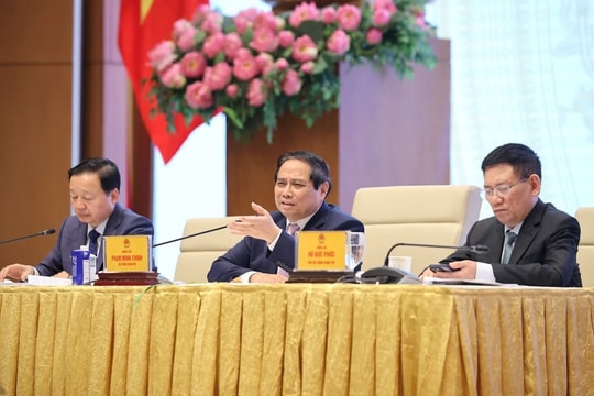Hơn 1.000 đại diện doanh nghiệp "hiến kế" cho Thủ tướng Chính phủ phát triển kinh tế tư nhân Hơn 1.000 đại diện doanh nghiệp "hiến kế" cho Thủ tướng Chính phủ phát triển kinh tế tư nhân