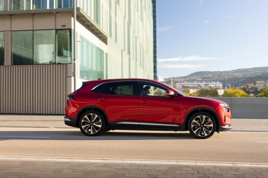 VinFast VF 8: SUV 5 chỗ xứng đáng từng đồng ưu đãi