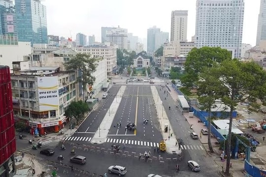 Hạn chế giao thông tại trung tâm TP.HCM đến ngày 10/6 phục vụ lễ kỷ niệm quan trọng Hạn chế giao thông tại trung tâm TP.HCM đến ngày 10/6 phục vụ lễ kỷ niệm quan trọng